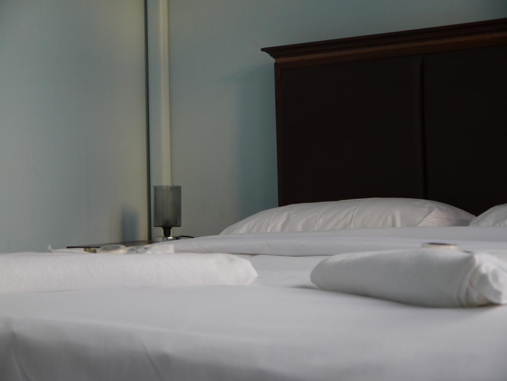 Jeesnail Guesthouse バンコク都 エクステリア 写真