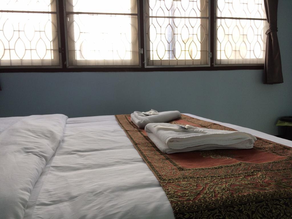Jeesnail Guesthouse バンコク都 エクステリア 写真