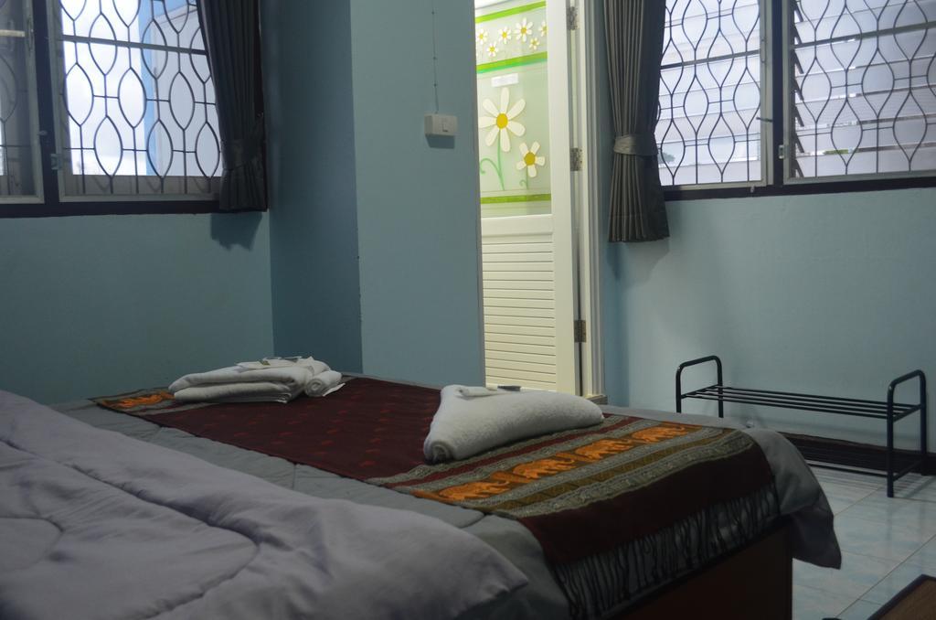 Jeesnail Guesthouse バンコク都 エクステリア 写真