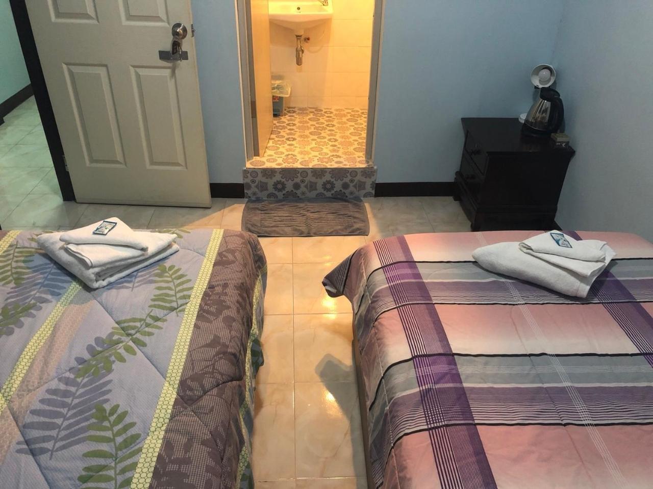 Jeesnail Guesthouse バンコク都 エクステリア 写真