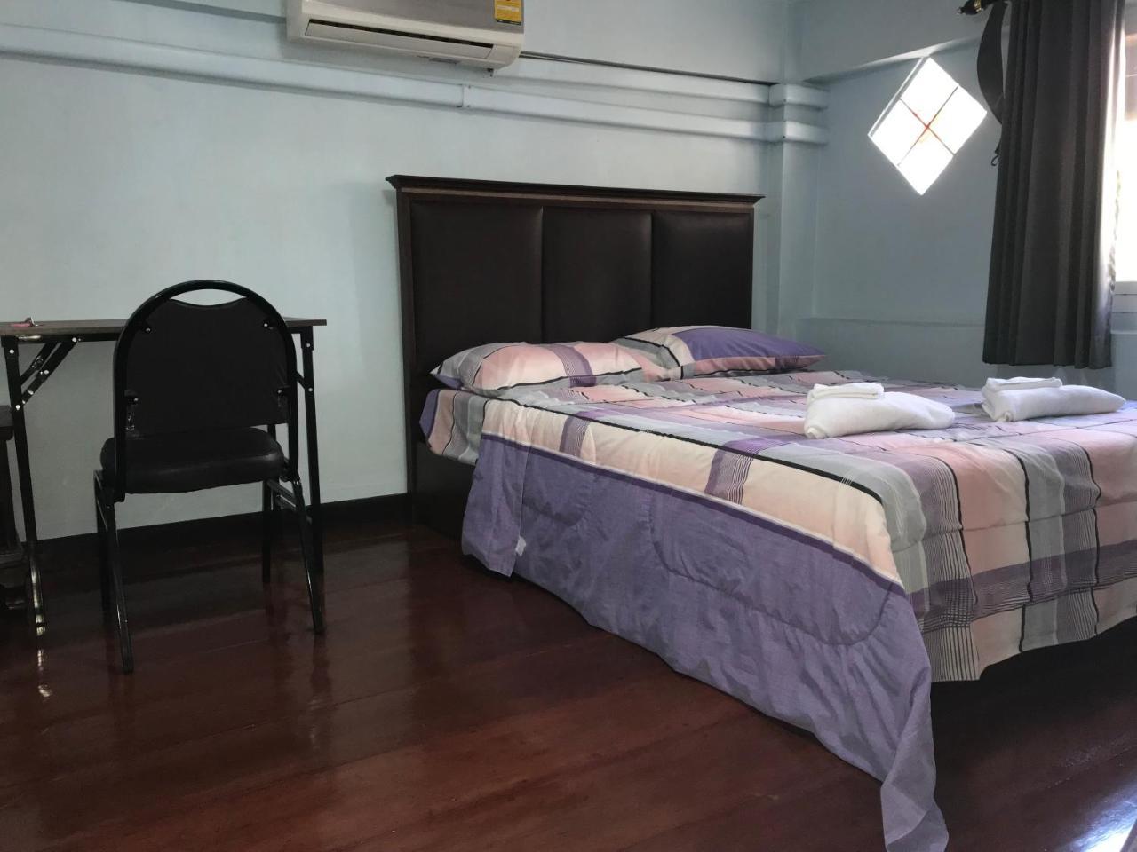 Jeesnail Guesthouse バンコク都 エクステリア 写真